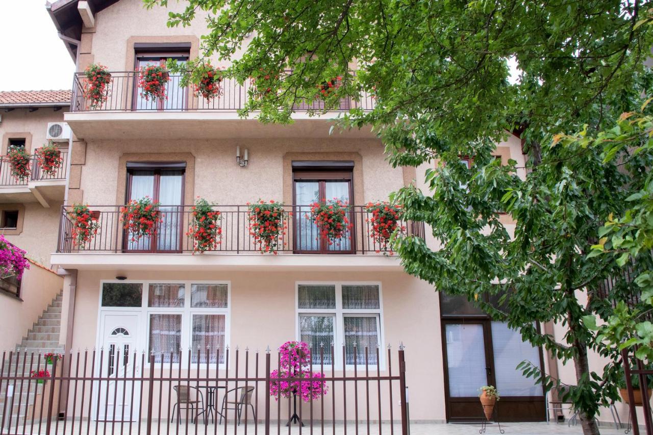 Nilena Apartmani Смедереве Екстер'єр фото